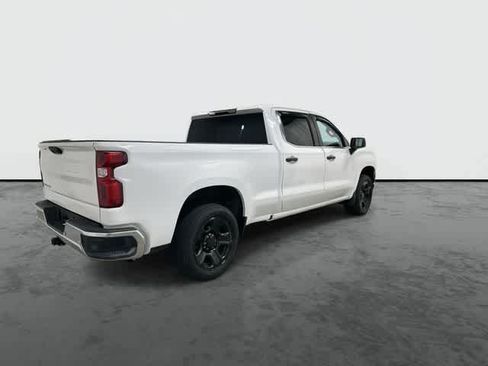 Used 2022 Chevrolet Silverado 1500 W/T w/ WT Value Package AWD/4WD image 4