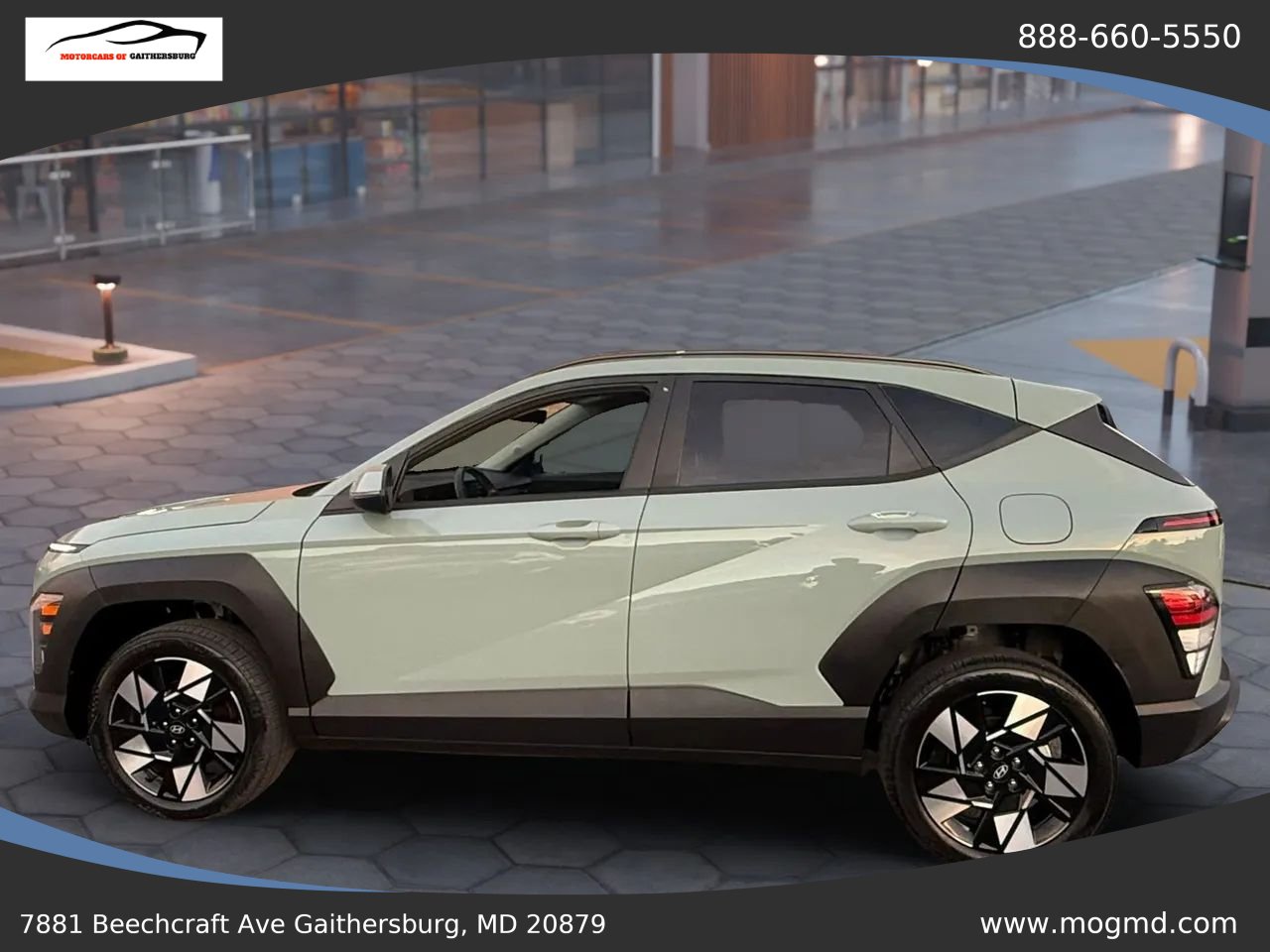 Used 2024 Hyundai Kona SEL w/ Convenience Package AWD/4WD image 4