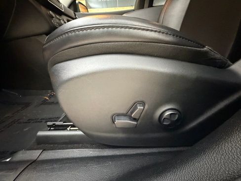 Used 2020 Jeep Cherokee Altitude image 24