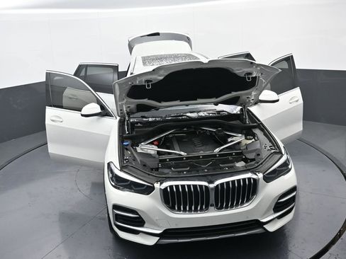 Used 2023 BMW X5 xDrive40i w/ Premium Package image 38