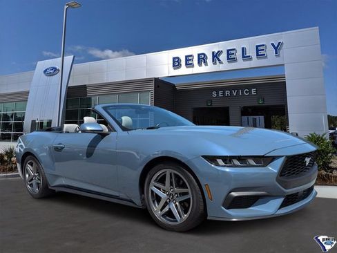 Used 2024 Ford Mustang Premium RWD image 1
