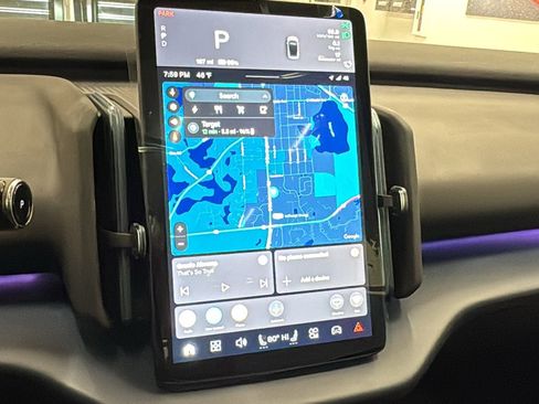 New 2026 Volvo EX30 Plus w/ Climate Package image 15