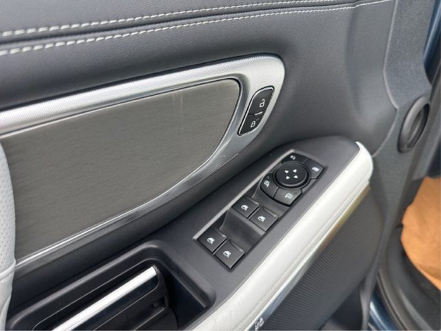 New 2027 Ford Expedition Platinum w/ Platinum Ultimate Package AWD/4WD image 29