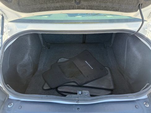 Used 2015 Dodge Challenger R/T Scat Pack RWD image 5