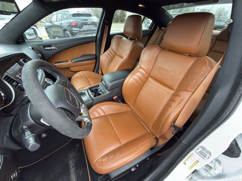 Used 2022 Dodge Charger SRT Hellcat image 13