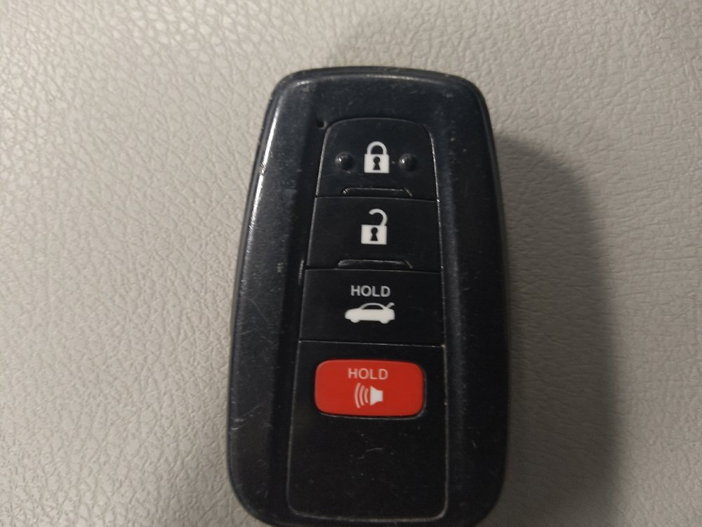 Used 2021 Toyota Camry LE FWD image 32