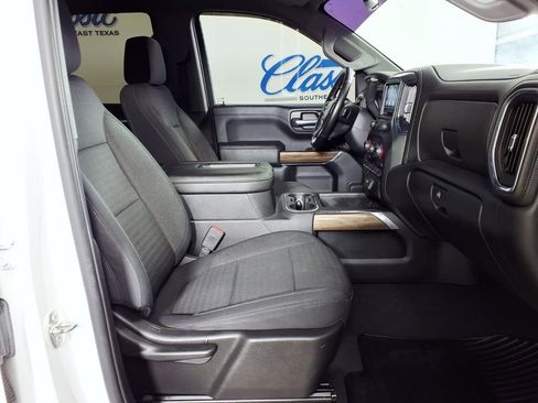 Used 2020 Chevrolet Silverado 1500 RST w/ Texas Edition image 11