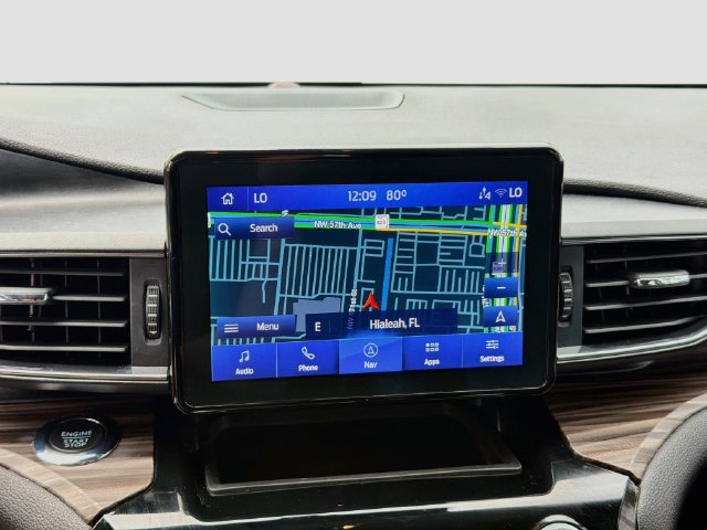 Used 2022 Ford Explorer Limited w/ Equipment Group 301A RWD image 13