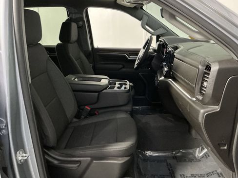 Used 2024 Chevrolet Silverado 1500 LT AWD/4WD image 24