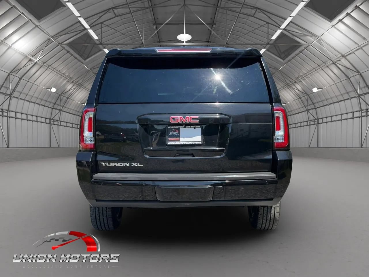 Used 2020 GMC Yukon XL SLT AWD/4WD image 5