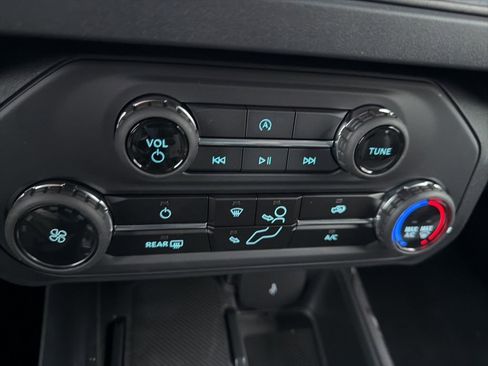 New 2025 Ford Bronco Big Bend image 18