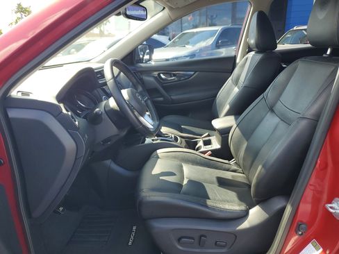 Used 2017 Nissan Rogue SL image 10