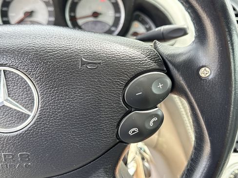Used 2006 Mercedes-Benz SL 55 AMG image 15