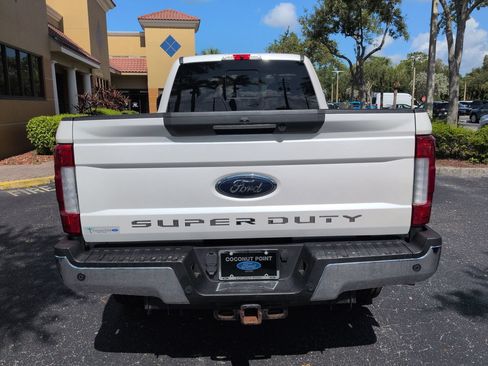 Used 2019 Ford F350 Lariat w/ Lariat Ultimate Package AWD/4WD image 4