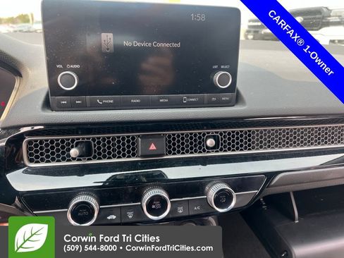 Used 2023 Honda Civic Sport image 2