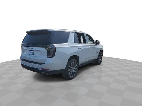 Certified 2025 Chevrolet Tahoe High Country AWD/4WD image 8