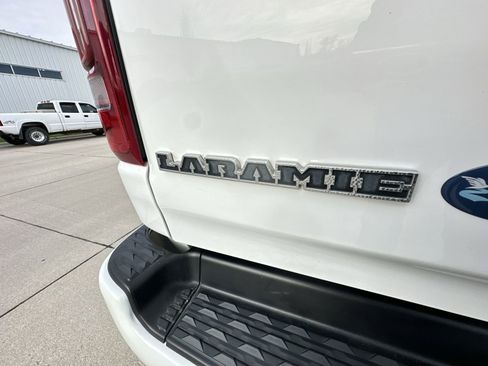Used 2022 RAM 1500 Laramie w/ Sport Appearance Package AWD/4WD image 32