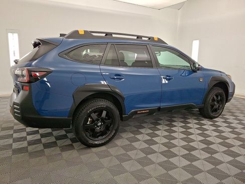 Used 2025 Subaru Outback Wilderness AWD/4WD image 18