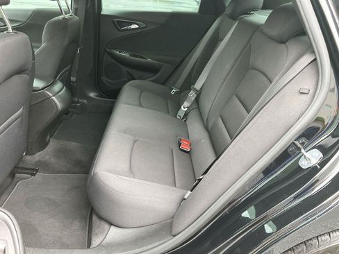 Used 2022 Chevrolet Malibu LS FWD image 22