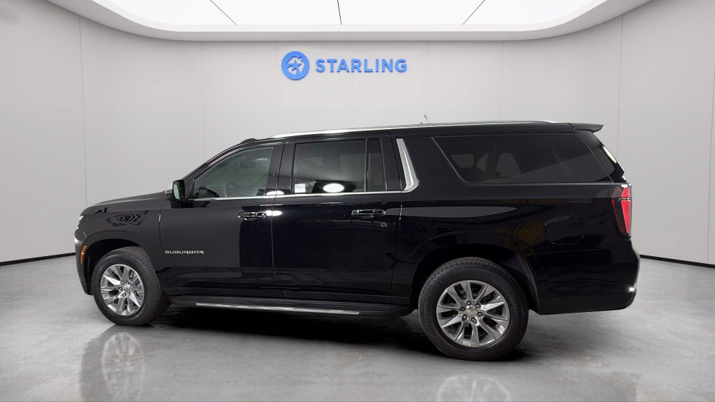 Used 2026 Chevrolet Suburban Premier AWD/4WD image 4