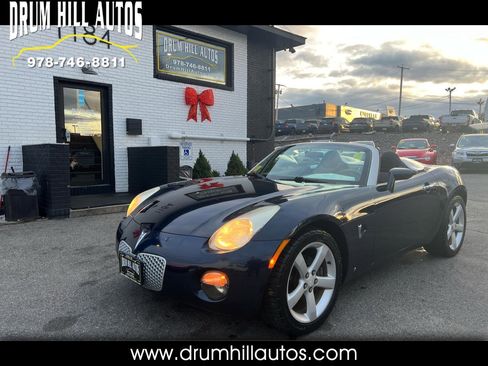 Used 2006 Pontiac Solstice Convertible w/ Power Package image 1