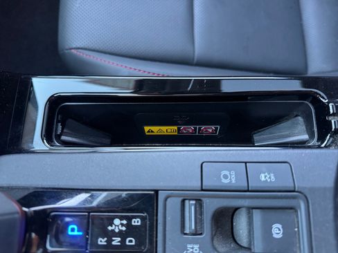 Certified 2024 Toyota Prius Prime Premium image 31