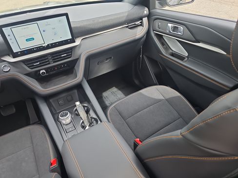 New 2026 Ford Explorer Tremor AWD/4WD image 32