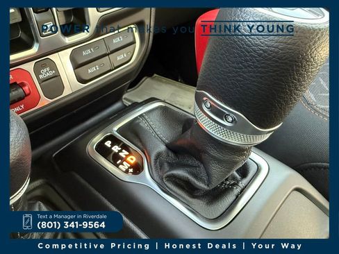 New 2025 Jeep Gladiator Mojave w/ Convenience Group image 23