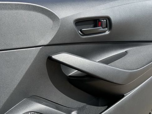Used 2024 Toyota Corolla LE FWD image 27