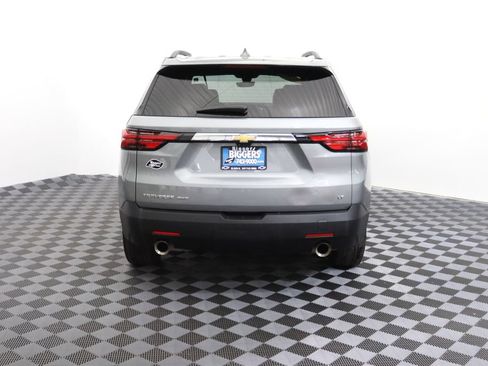 Used 2023 Chevrolet Traverse LT w/ LT Premium Package AWD/4WD image 6