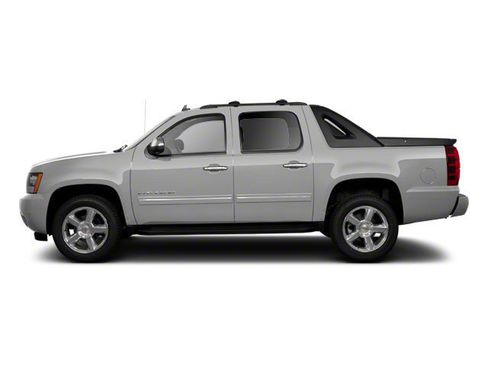Used 2013 Chevrolet Avalanche LTZ AWD/4WD image 3
