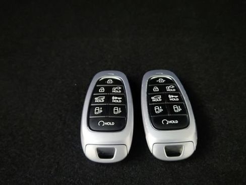 Used 2024 Hyundai Ioniq 5 Limited RWD image 98