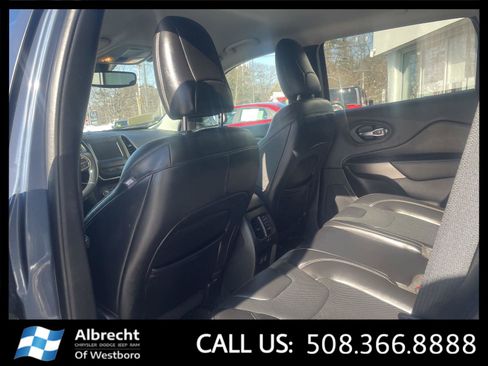 Used 2021 Jeep Cherokee Latitude Lux AWD/4WD image 12