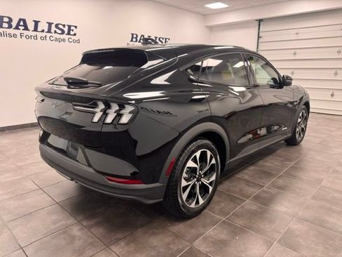 Used 2025 Ford Mustang Mach-E Select w/ Comfort Package Lite AWD/4WD image 7
