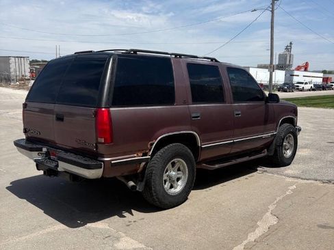 Used 1997 GMC Yukon 4WD 4-Door w/ Marketing Opt Pkg 4 image 5