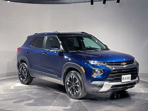 Used 2022 Chevrolet TrailBlazer LT w/ Sun and Liftgate Package AWD/4WD image 40