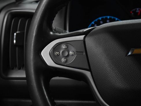 Used 2020 Chevrolet Colorado LT AWD/4WD image 7