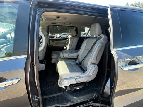 Used 2019 Honda Odyssey EX-L image 11