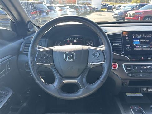 Certified 2022 Honda Passport TrailSport image 12