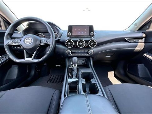Used 2025 Nissan Sentra S FWD image 21