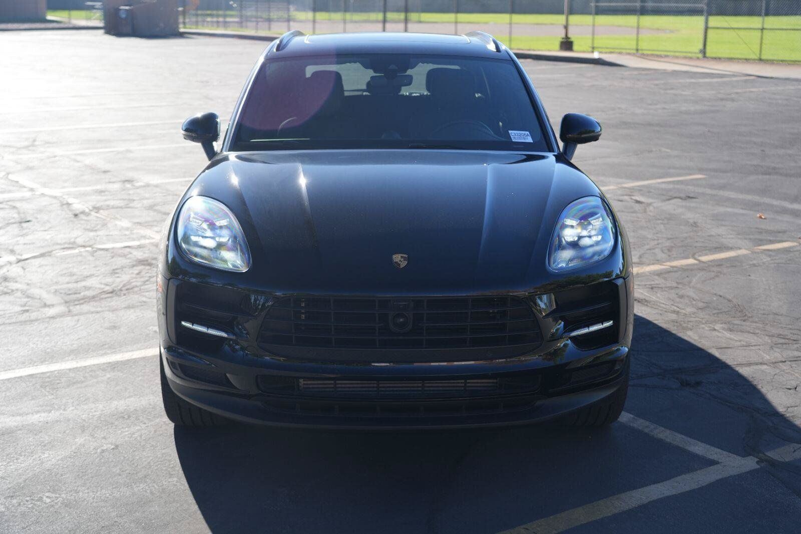 Used 2021 Porsche Macan AWD/4WD image 8