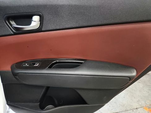 Used 2016 Kia Optima SX w/ Option Group 055 FWD image 25