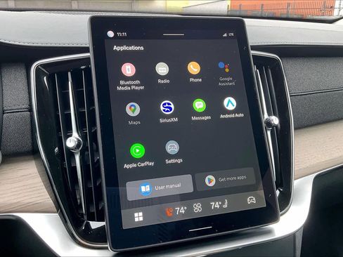 New 2026 Volvo XC90 B5 Plus image 21