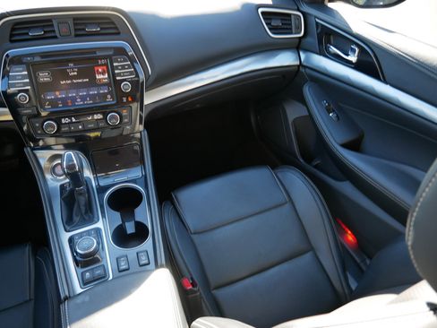 Used 2019 Nissan Maxima 3.5 SV w/ Floor Mat Group image 11