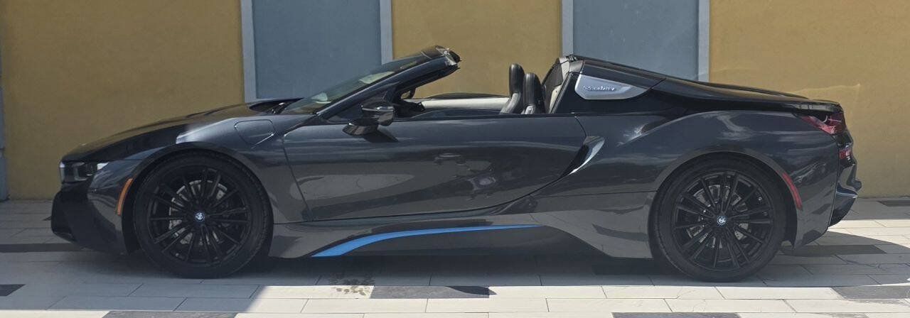 Used 2019 BMW i8 Roadster AWD/4WD image 18
