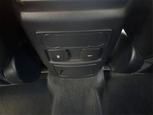 Certified 2023 Ford Explorer XLT w/ Equipment Group 202A image 21