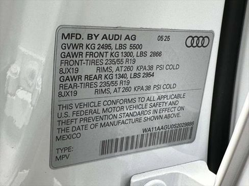 Used 2025 Audi Q5 Premium w/ 19" Wheel Package AWD/4WD image 32