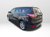 Used 2017 Ford Escape SE image 4