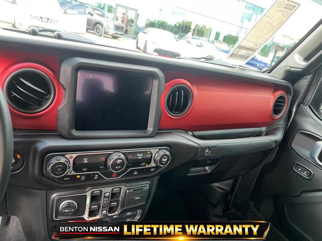 Used 2022 Jeep Gladiator Sport AWD/4WD image 17