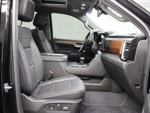 Used 2022 GMC Sierra 1500 Denali w/ Denali Carbonpro Edition AWD/4WD image 37